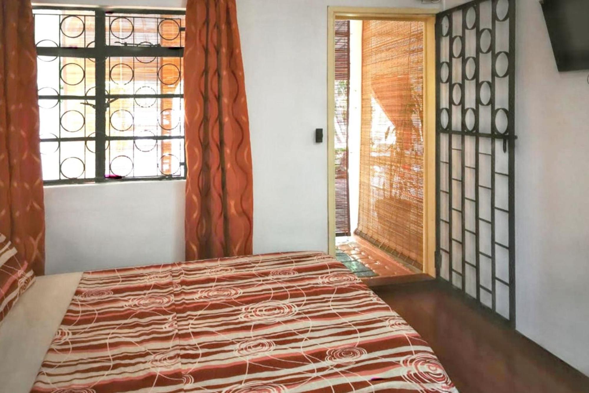 Charming Studio In Flic En Flac With Enclosed Garden 25M² Buitenkant foto